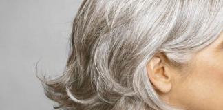 Come rimuovere efficacemente e rapidamente i capelli grigi senza tintura