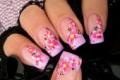 How to make a beautiful manicure with nail patterns?